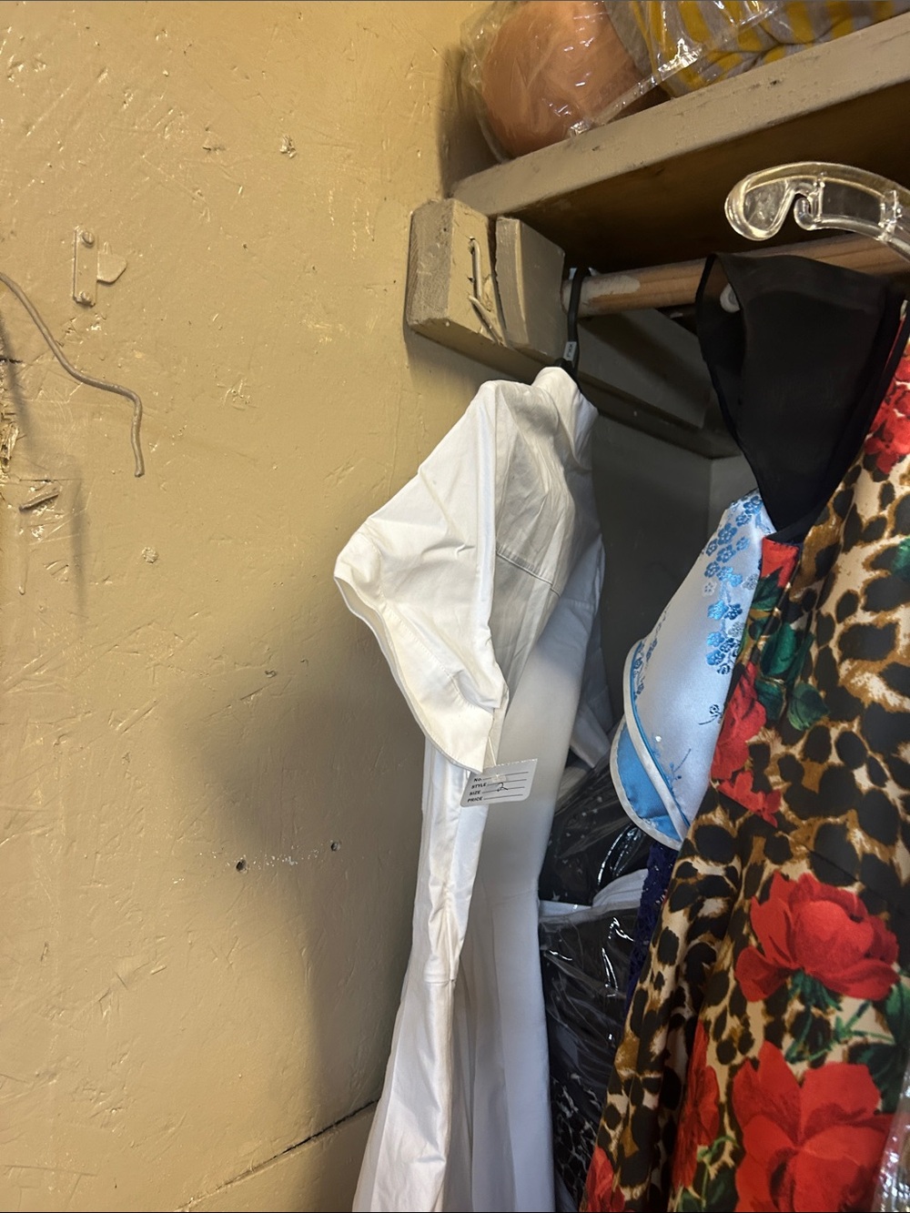 Michael Kors White Short-Sleeve button down Pleated Midi Dress - Picture 5 of 5